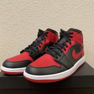 Nike Air Jordan 1 Mid Banned Mens 10.5 New Bred